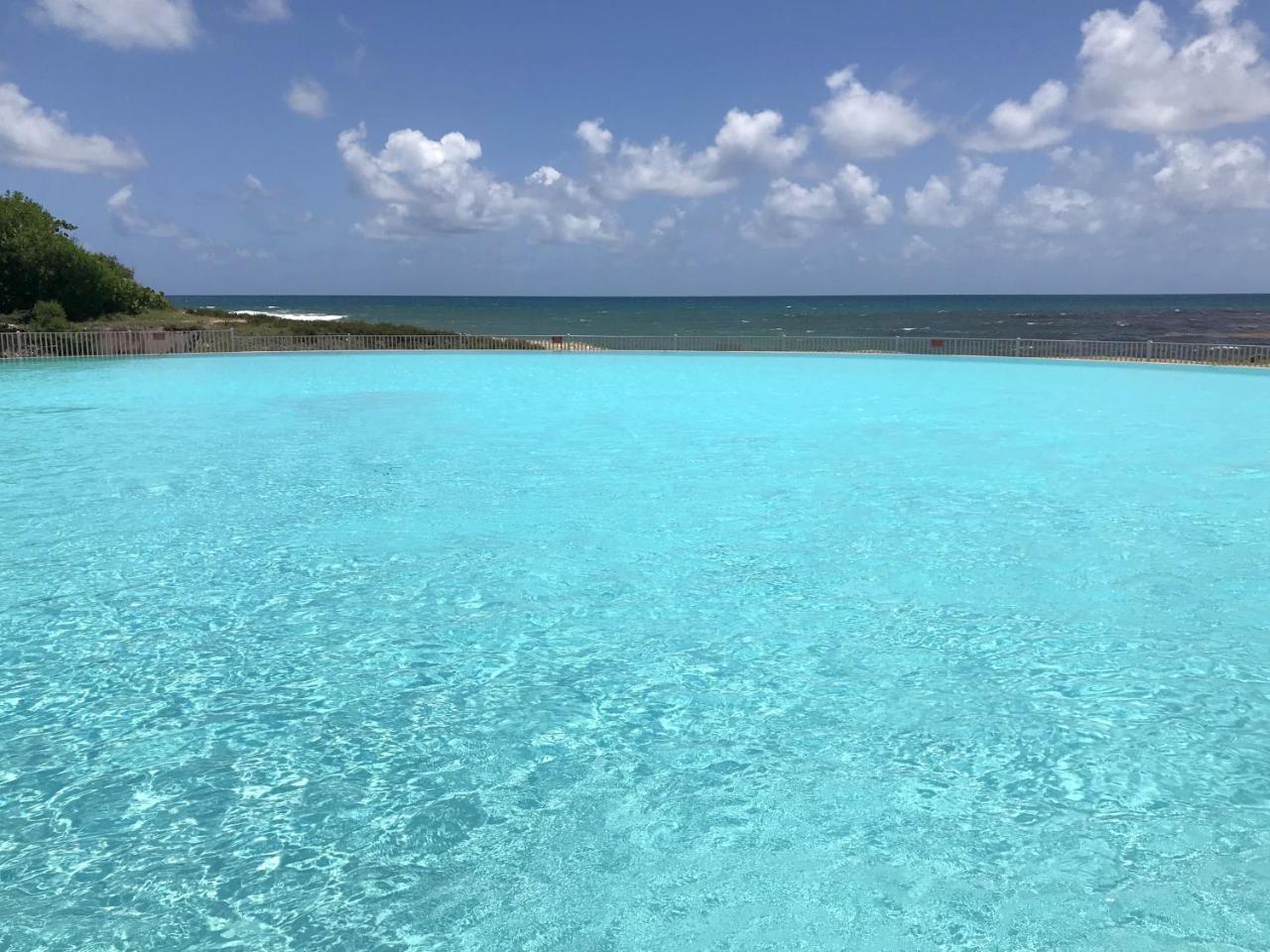 דירות סן-פרנסואה Ti.Maanga Vue Mer Pieds Dans L'Eau מראה חיצוני תמונה